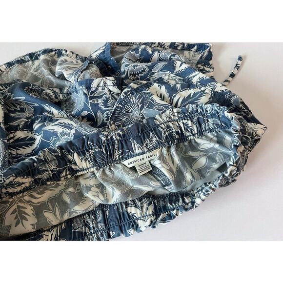 American Eagle Womens Shorts Size Medium Lyocell Blue Tropical Floral Pockets - Picture 7 of 9